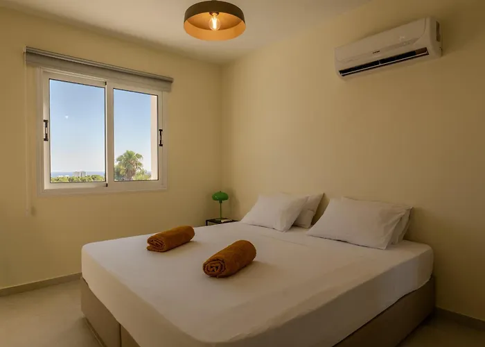 Seaview Newly Renovated To High Quality * איה נאפה