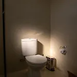Seaview Newly Renovated To High Quality Apartment *