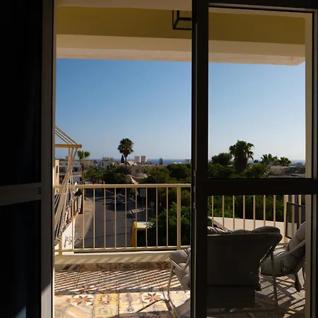 Seaview Newly Renovated To High Quality Lägenhet Ayia Napa