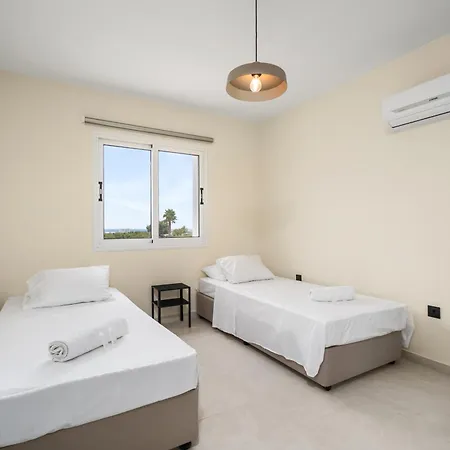 Seaview Newly Renovated To High Quality Lägenhet Ayia Napa