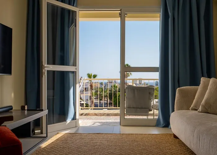 Seaview Newly Renovated To High Quality Apartamento