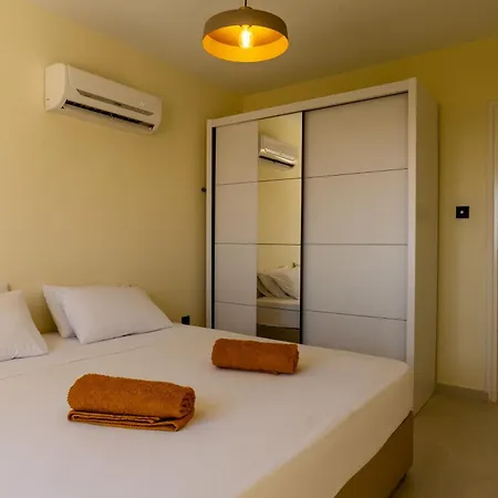 Apartment Seaview Newly Renovated To High Quality *